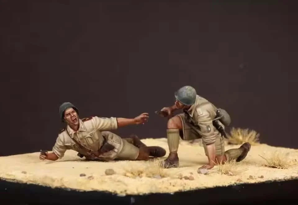 1/35 WWI British Infantry Desert Attack, 32 Figures, Resin Model Figure Kit, Unassembled and Unpainted