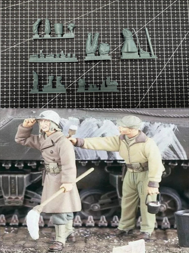 1/35 WWII German Winter Team, 2 Figures, Resin Model Figure Kit, Unassembled and Unpainted