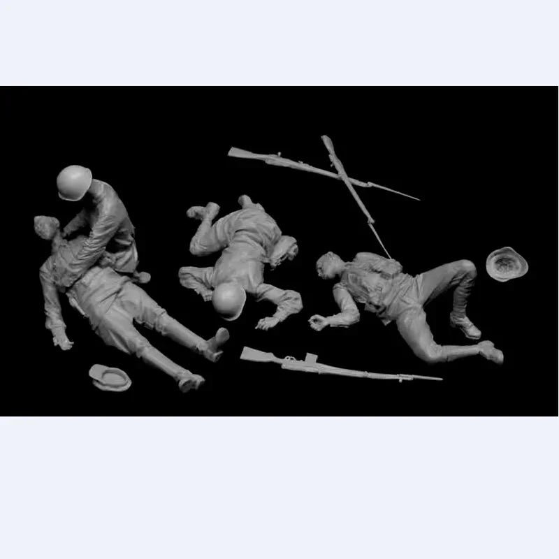 1/35 WWII Casualties Set, 4 Figures, Resin Model Figure Kit, Unassembled and Unpainted