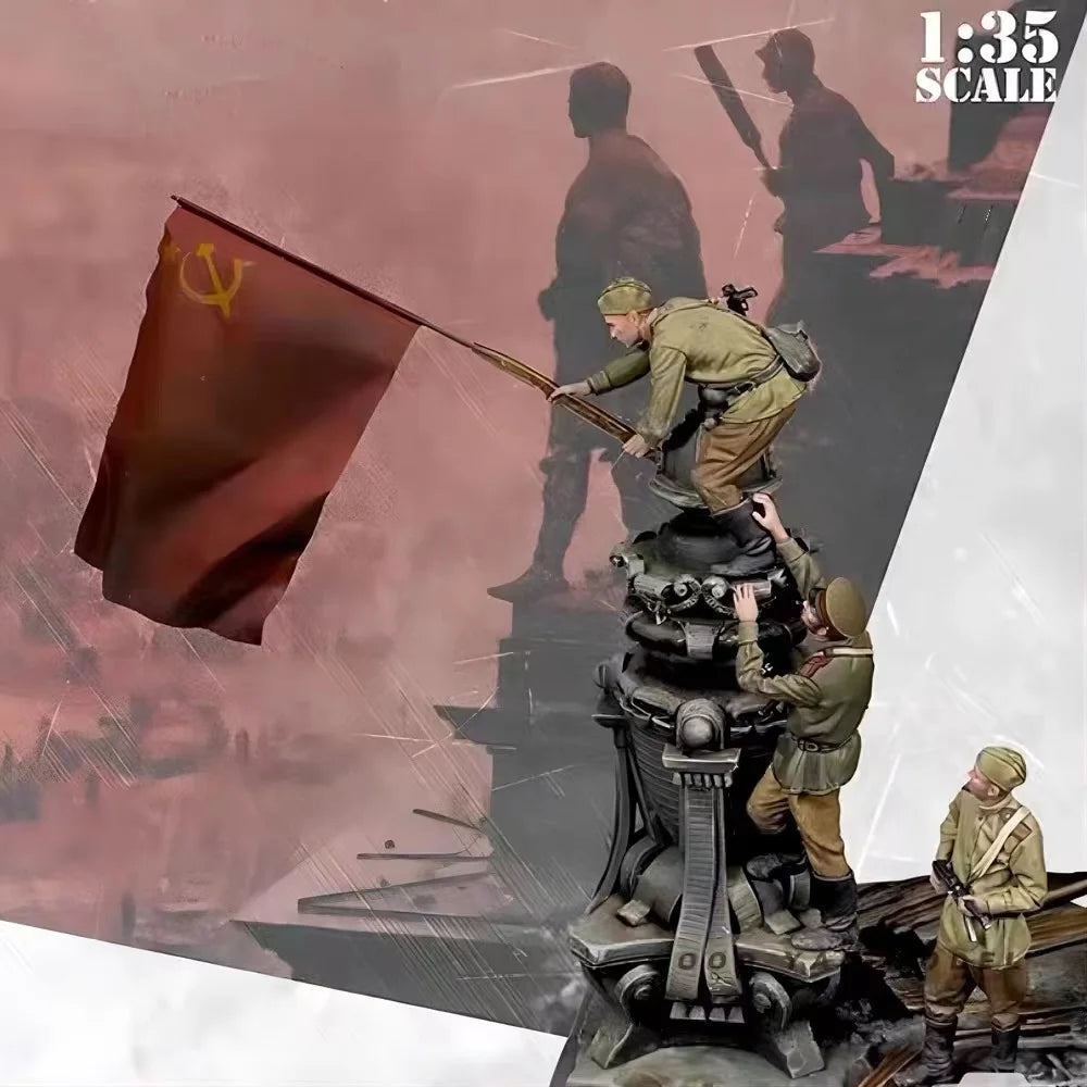 1/35 WWII Soviet Victory Monument, 3 Figures, Resin Model Diorama Kit, Unassembled and Unpainted