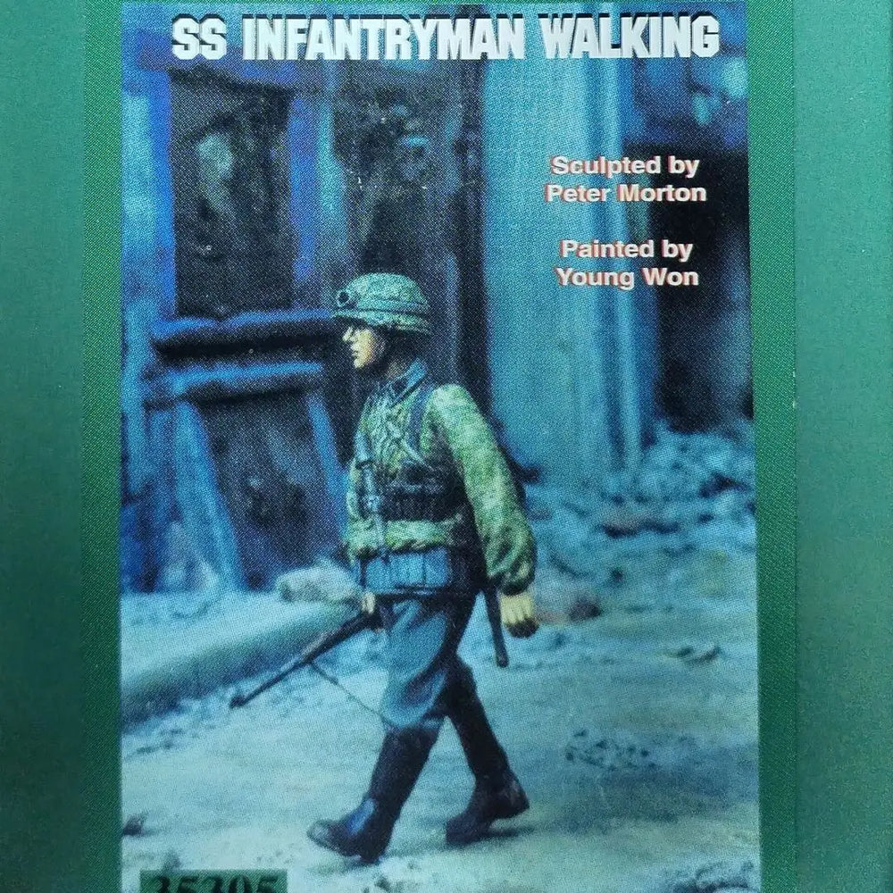 1/35 WWII German Infantryman Urban Combat, Resin Model Figure Kit, Unassembled and Unpainted