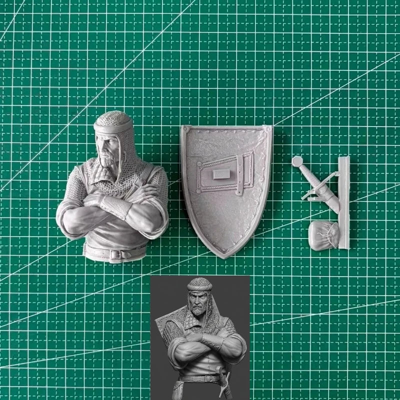 1/10 Medieval Knight with Crossed Arms, Resin Model Bust Kit, Unassembled and Unpainted
