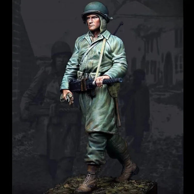1/16 WWI German Infantryman in Greatcoat with Rifle, Resin Model Figure Kit, Unassembled and Unpainted