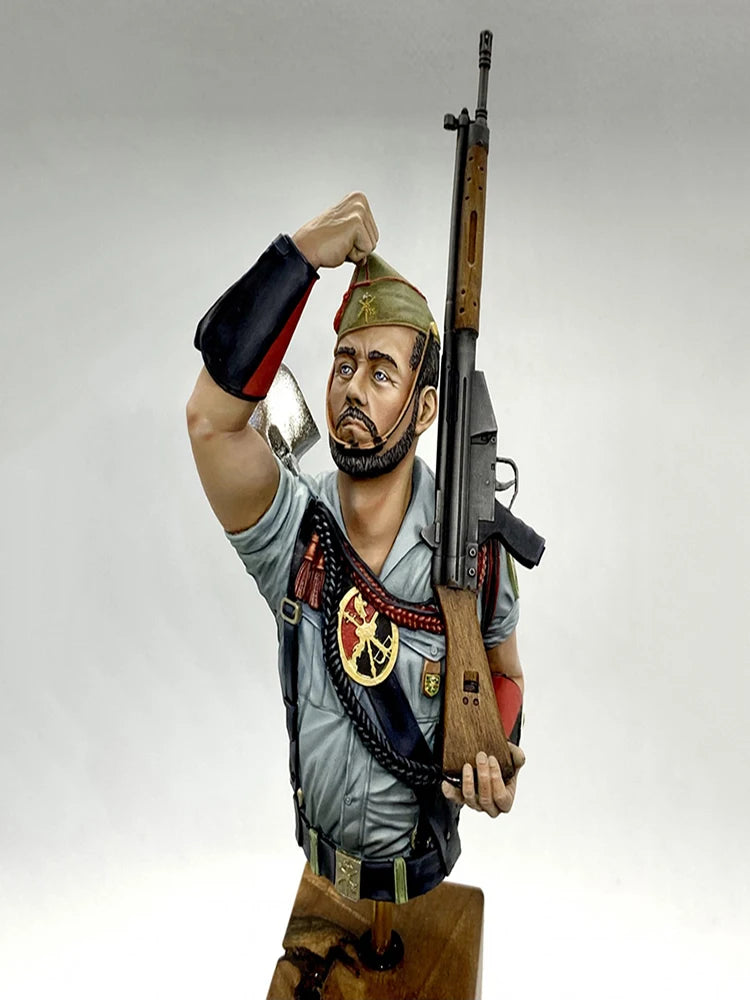 1/10 Napoleonic Officer Raising Bicorne with Musket and Medals, Resin Model Bust Kit, Unassembled and Unpainted