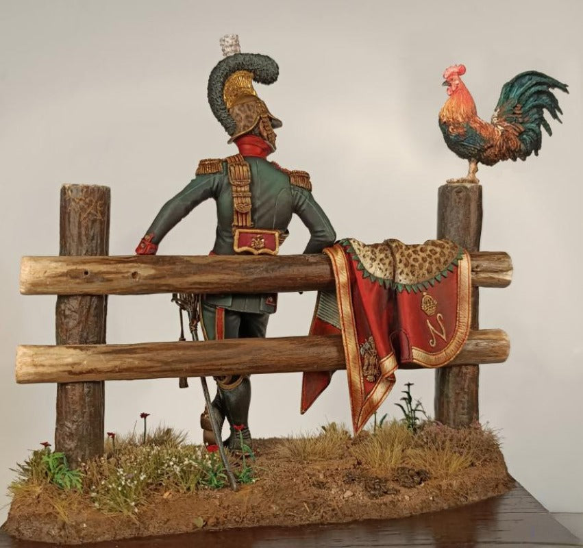 1/24 Ancient European Soldier & Rooster, 3 Figures, Resin Model Diorama Kit, Unassembled and Unpainted