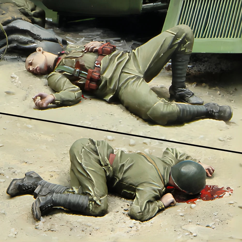 1/35 WWI Infantry Assault with Casualties, 4 Figures, Resin Model Figure Kit, Unassembled and Unpainted