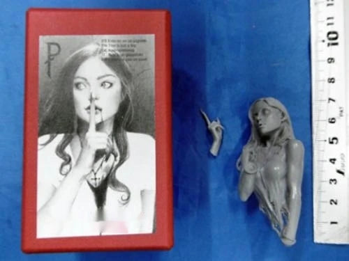 1/12 Dark Fantasy Female Vampire, Resin Model Bust Kit, Fantasy Theme, Unassembled and Unpainted
