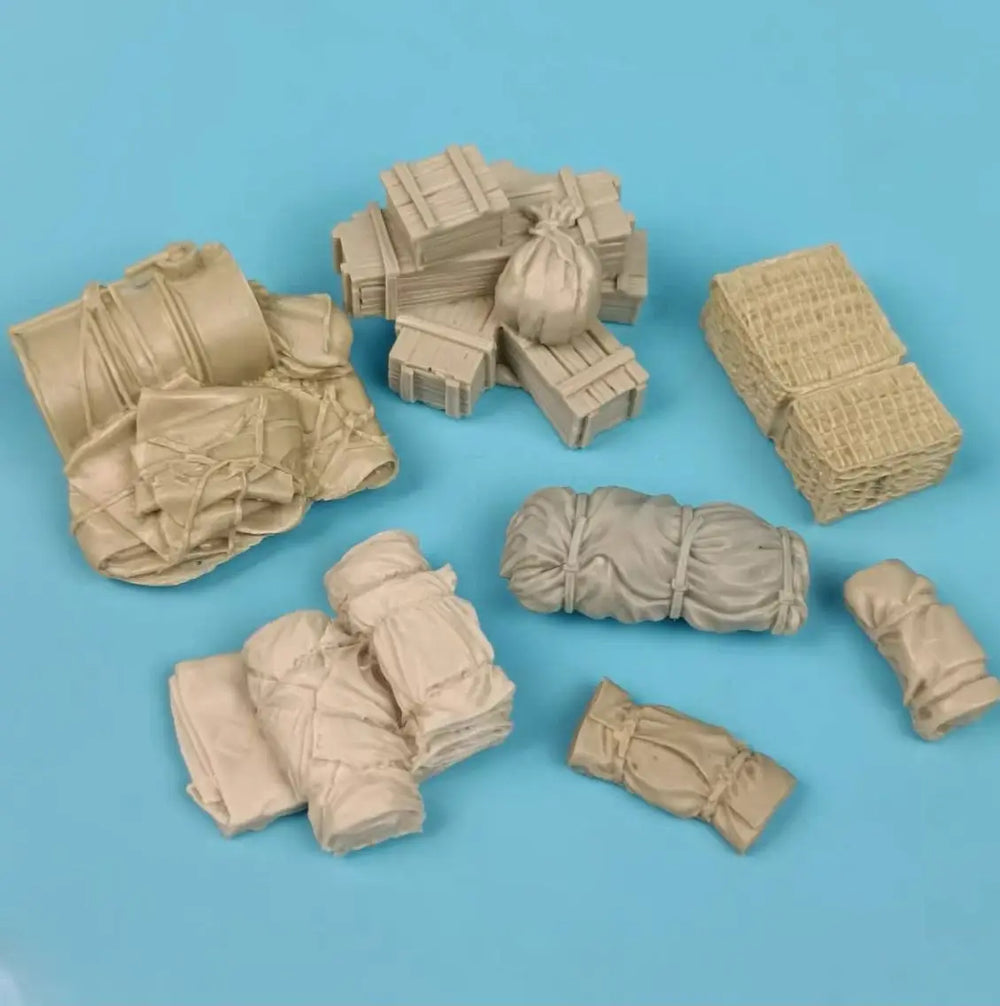1/35 WWII Military Stowage Set, Resin Model Accessory Kit, Unpainted