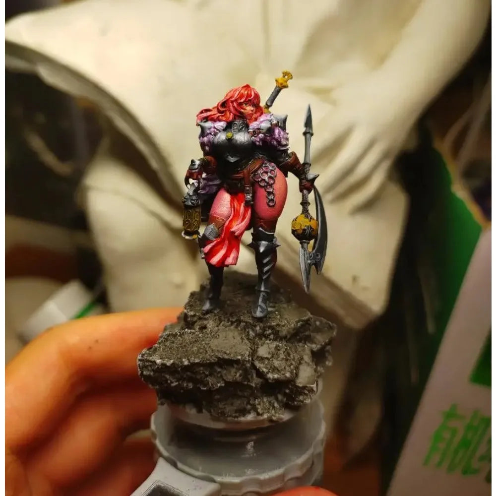 38mm Female Barbarian Warrior, Resin Model Figure Kit, Fantasy Theme, Unassembled and Unpainted