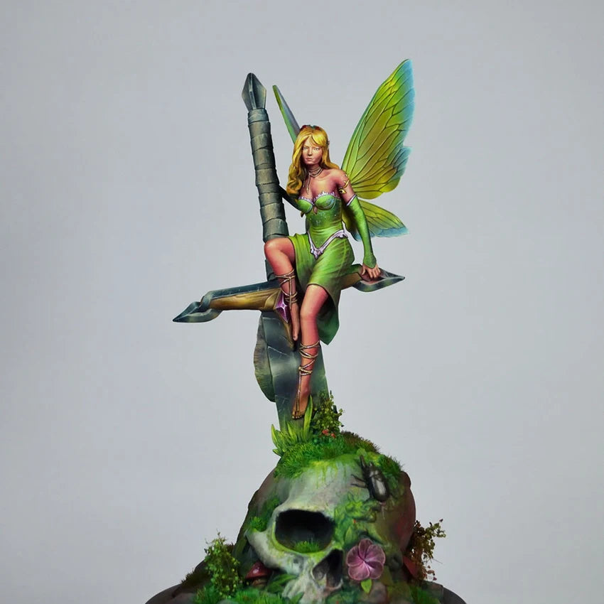 1/24 Faery Warrior, Resin Model Figure Kit, Fantasy Theme, Unassembled and Unpainted