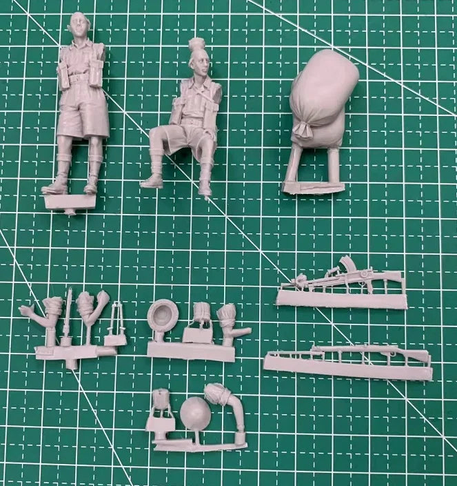 1/35 WWII British Infantry North Africa, 5 Figures, Resin Model Figure Kit, Unassembled and Unpainted