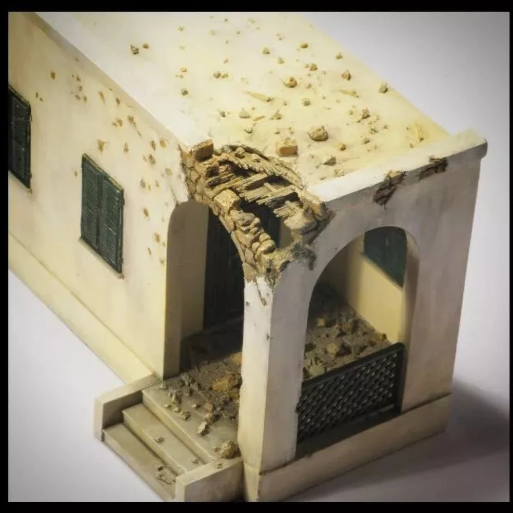 1/35 WWII Italian Colonial House, Resin Model Terrain Kit, Unpainted