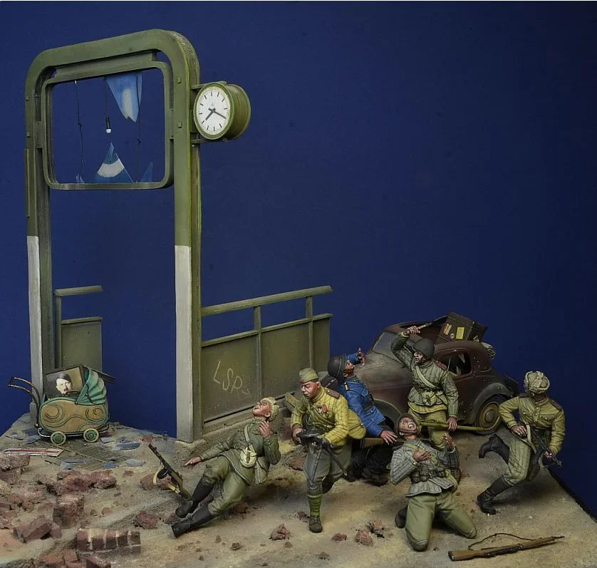 1/35 WWII German Berlin Combat, 6 Figures, Resin Model Figure Kit, Unassembled and Unpainted