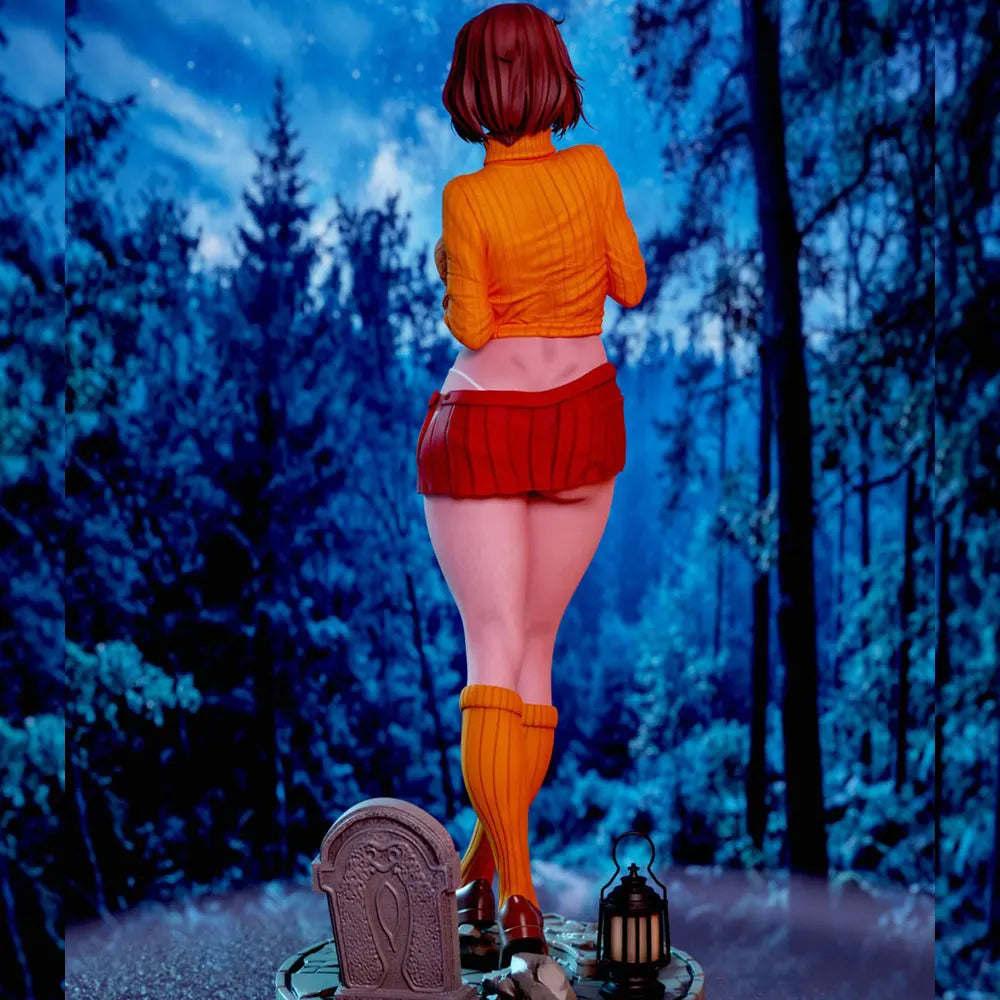1/24 Red-Haired Woman in Orange Jacket with Glasses, Resin Model Figure Kit, Unassembled and Unpainted