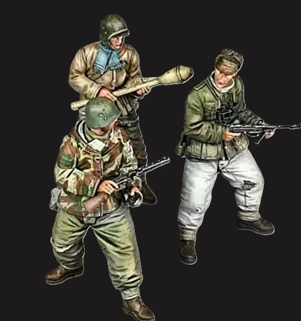 1/35 WWII German Assault Squad with Panzerfaust, 3 Figures, Resin Model Figure Kit, Unassembled and Unpainted