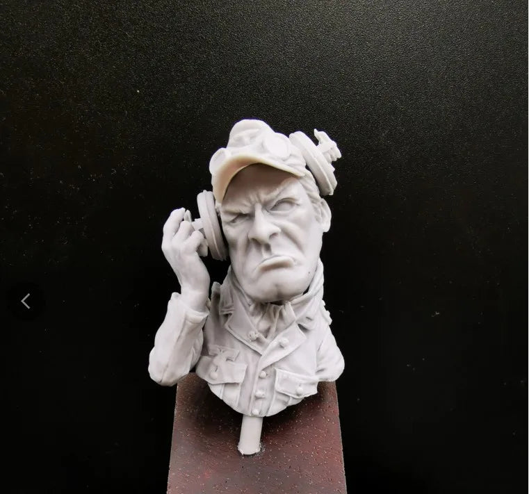 60mm WWII Military Officer, Resin Model Bust Kit, Unassembled and Unpainted