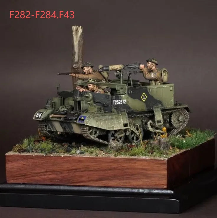 1/35 WWII British 8th Army Infantryman Leaning, Resin Model Figure Kit, Unassembled and Unpainted