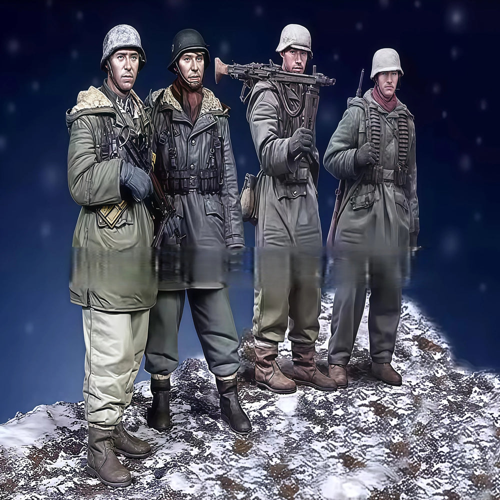 1/35 WWII German Winter Combat Team, 4 Figures, Resin Model Figure Kit, Unassembled and Unpainted