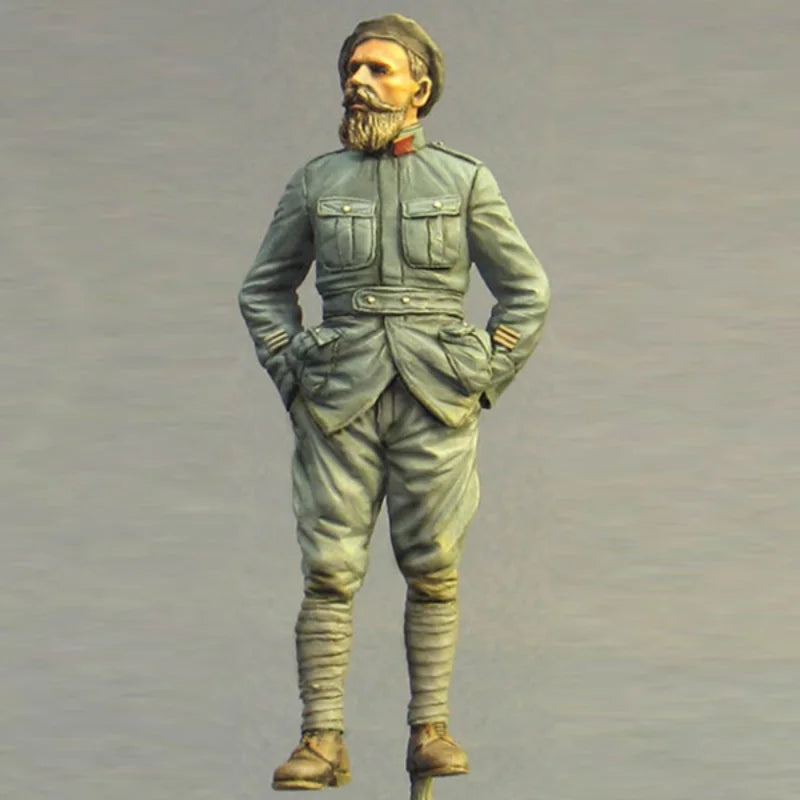 1/35 WWI French Tank Soldier, Resin Model Figure Kit, Unassembled and Unpainted