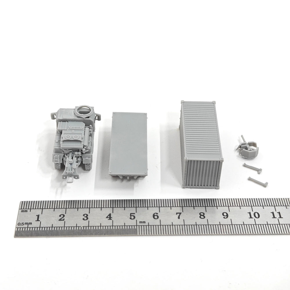 1/144 Modern M977 HEMTT Heavy Truck, Resin Model Vehicle Kit, Unassembled and Unpainted