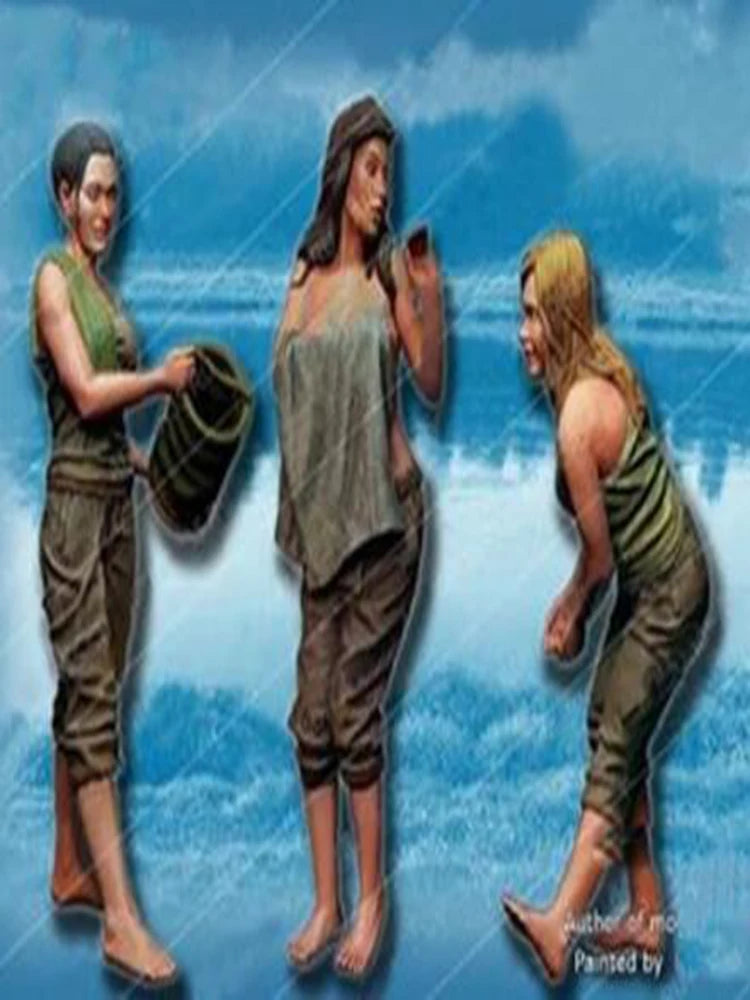 1/35 Modern Beach Leisure, 3 Figures, Resin Model Figure Kit, Unassembled and Unpainted