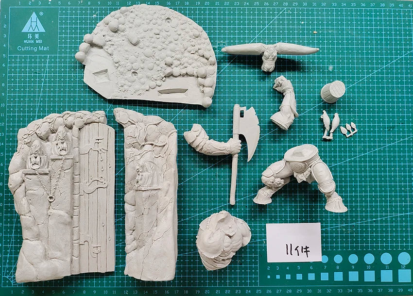 1/24 Minotaur Warrior, Resin Model Figure Kit, Fantasy Theme, Unassembled and Unpainted