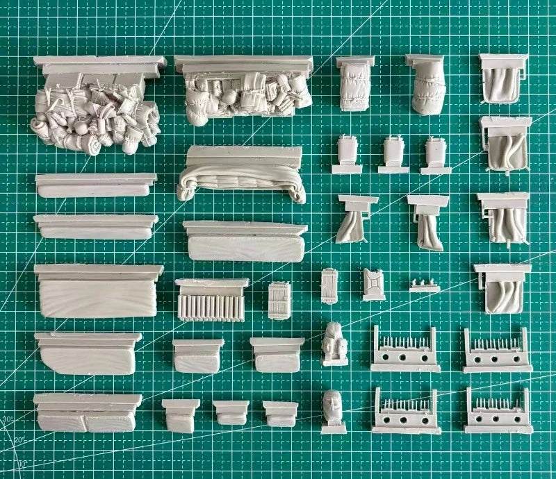 1/35 WWII German Sd.Kfz. 8 Half-Track, Resin Model Vehicle Kit, Unassembled and Unpainted