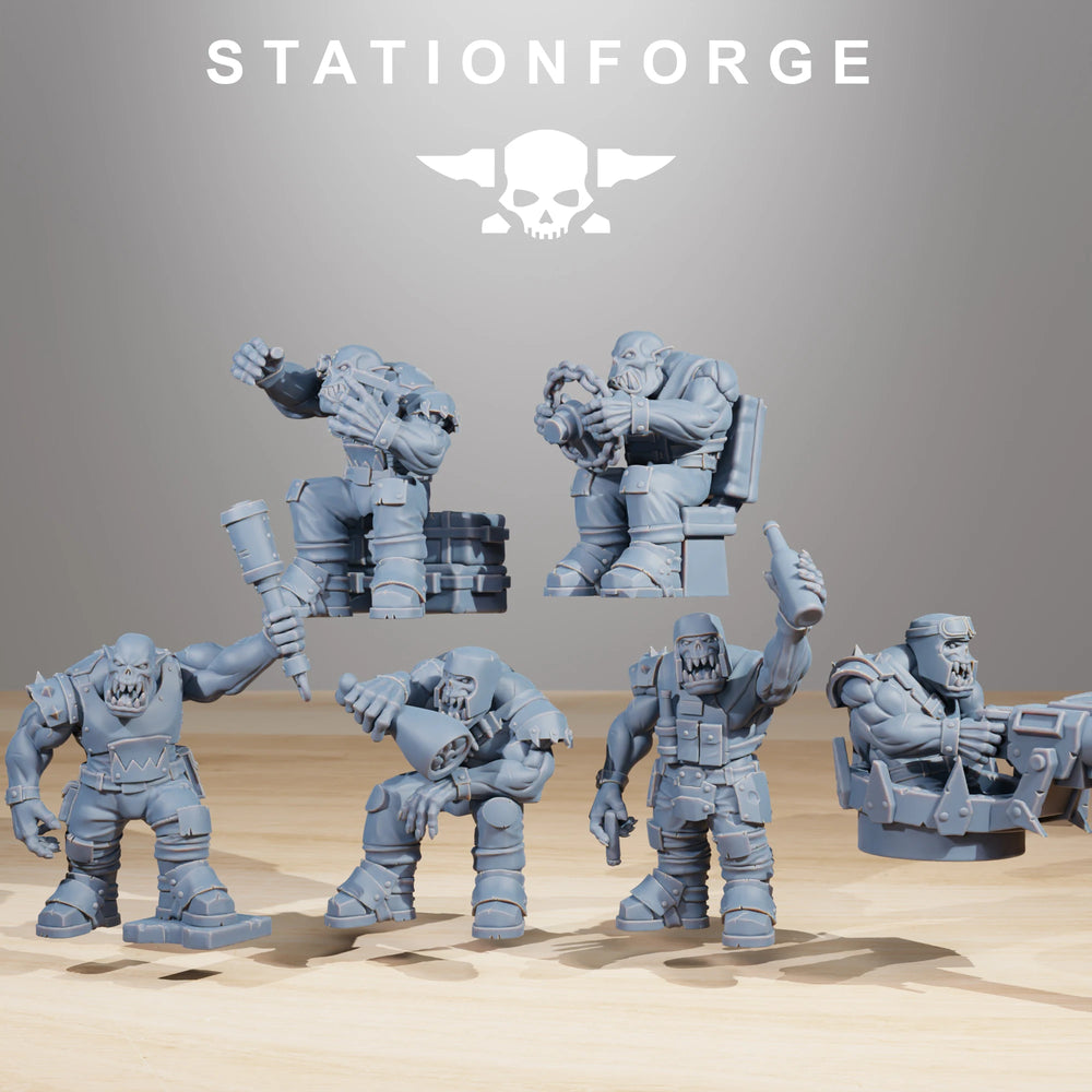 32mm Ork Half-Track, 6 Figures, Resin Model Vehicle Kit, Sci-Fi Theme, Unassembled and Unpainted