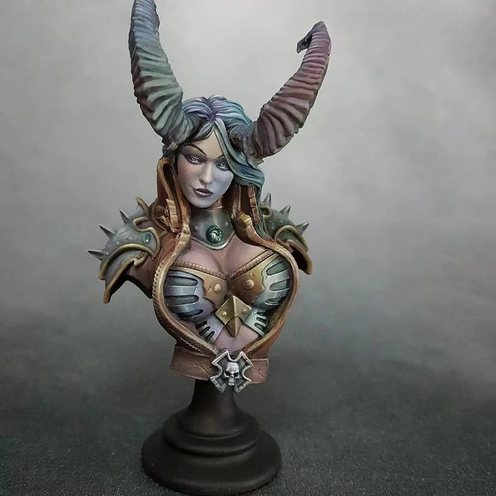 1/12 Female Fantasy Daemon Queen, Resin Model Bust Kit, Fantasy Theme, Unassembled and Unpainted