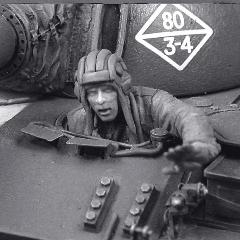 1/35 WWII Soviet Red Army Tank Crew, 3 Figures, Resin Model Figure Kit, Unassembled and Unpainted
