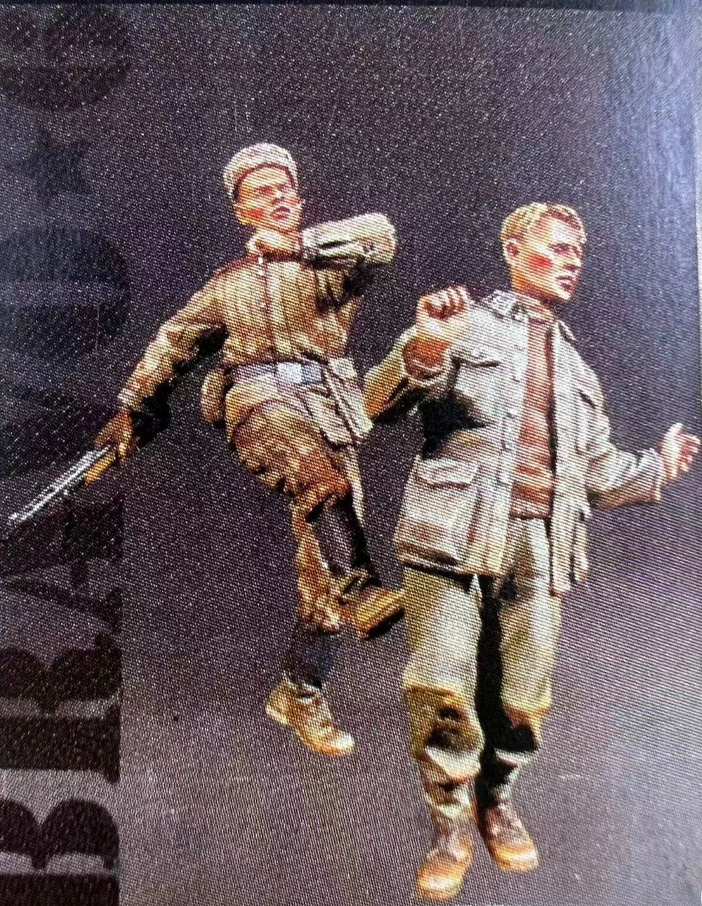 1/35 WWII German Combat Prisoners, 2 Figures, Resin Model Figure Kit, Unassembled and Unpainted
