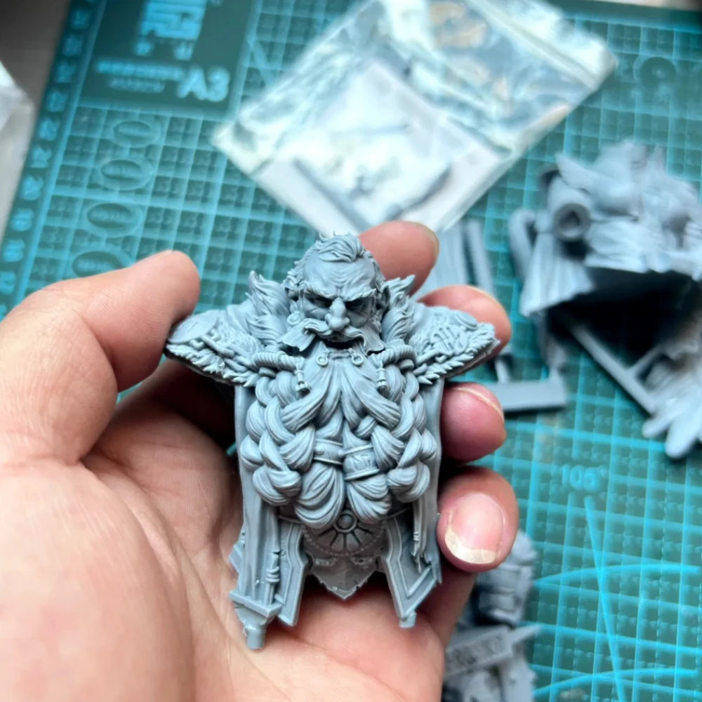1/10 Dwarf Soldier, Resin Model Bust Kit, Fantasy Theme, Unassembled and Unpainted