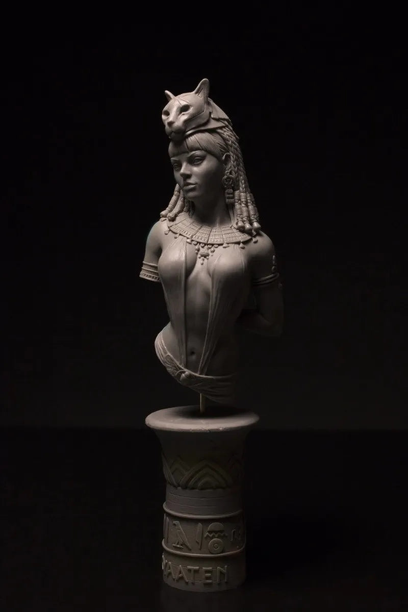 1/10 Ancient Egyptian Queen with Cat Crown and Braided Wig, Resin Model Bust Kit, Unassembled and Unpainted