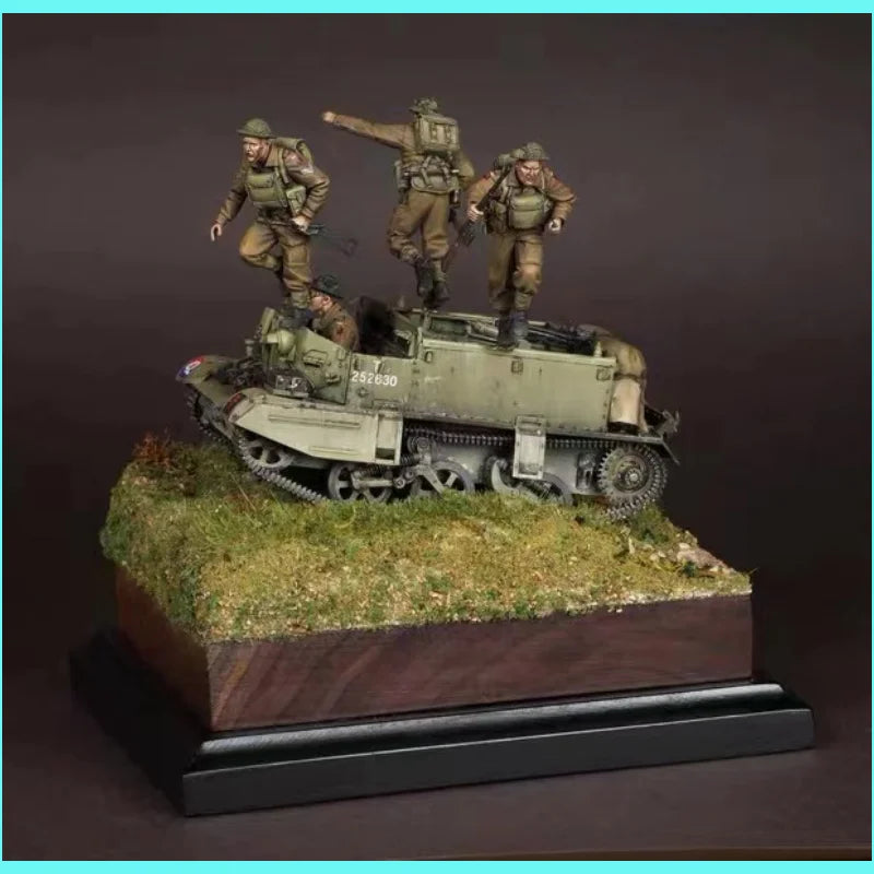 1/35 Cold War Military, 4 Figures, Resin Model Diorama Kit, Unassembled and Unpainted