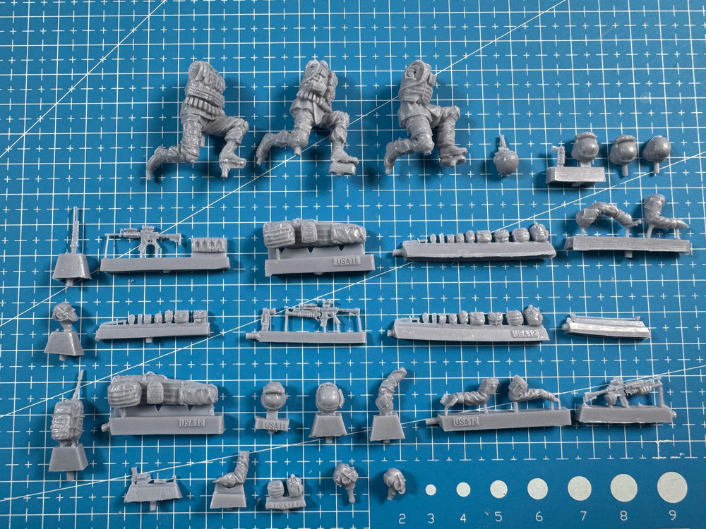 1/35 Modern US 82nd Airborne Division, 3 Figures, Resin Model Figure Kit, Unassembled and Unpainted