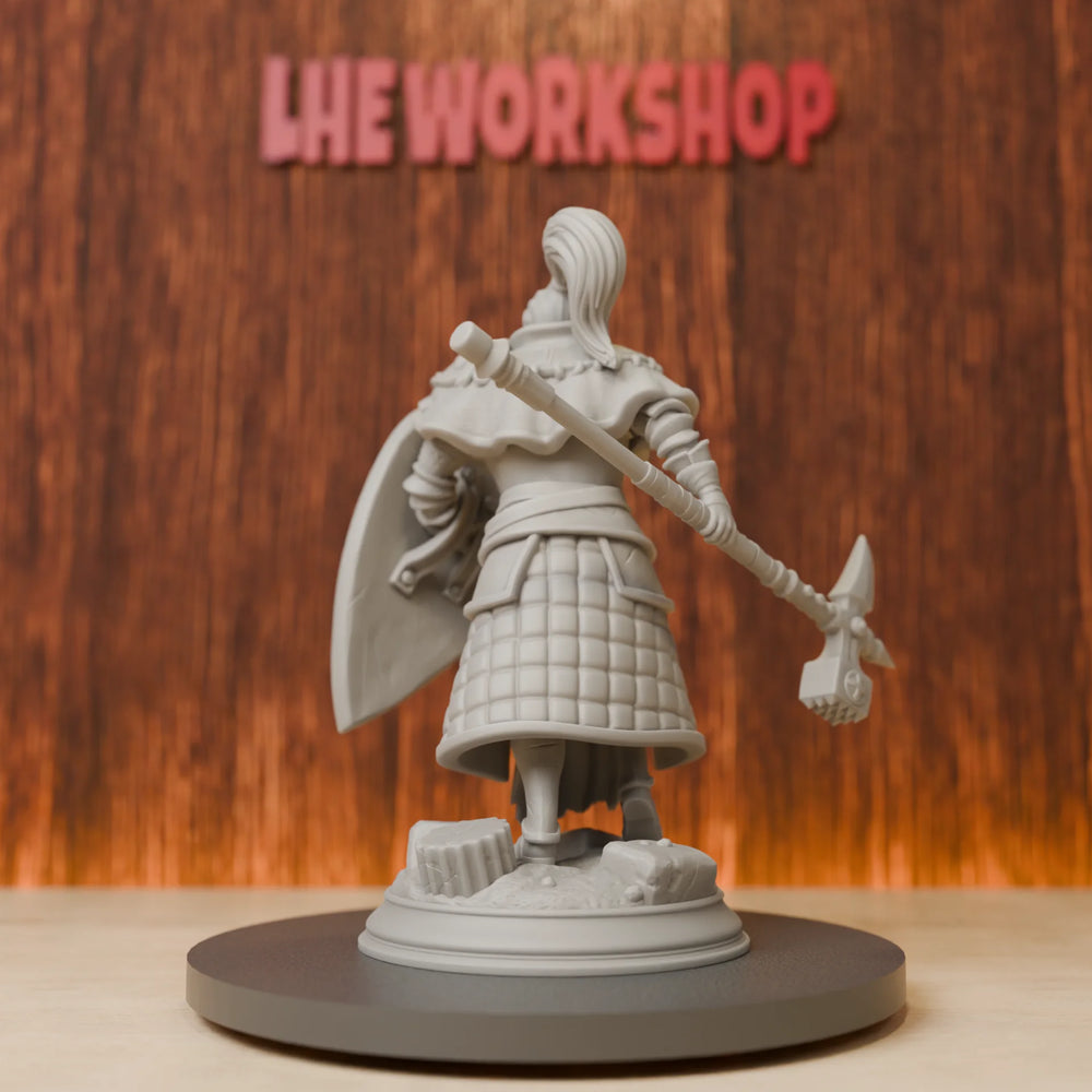 28mm Paladin Warrior, Resin Model Figure Kit, Fantasy Theme, Unassembled and Unpainted