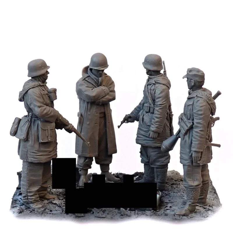 1/35 WWII German Infantry in Field Coats Conversing, 4 Figures, Resin Model Figure Kit, Unassembled and Unpainted