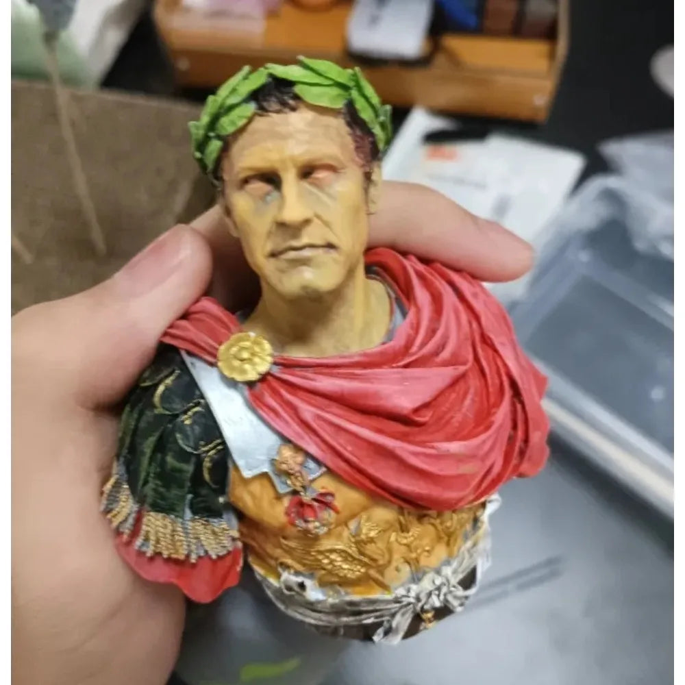 1/10 Ancient Roman General in Red Cloak with Laurel Crown, Resin Model Bust Kit, Unassembled and Unpainted