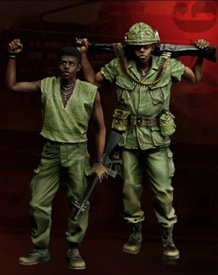 1/35 Vietnam War US Infantry with M60 Machine Gun, 2 Figures, Resin Model Figure Kit, Unassembled and Unpainted