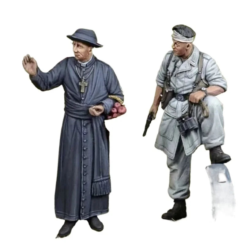 1/35 WWII Soviet Priest & Paratrooper, 2 Figures, Resin Model Figure Kit, Unassembled and Unpainted