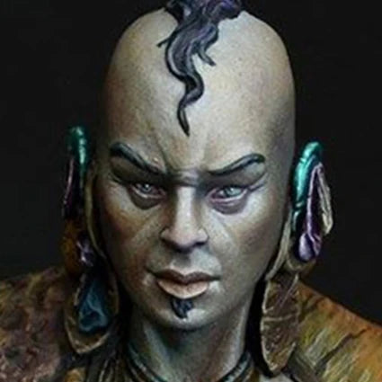 1/10 Alien Warrior with Ridged Head and Armor, Resin Model Bust Kit, Fantasy Theme, Unassembled and Unpainted