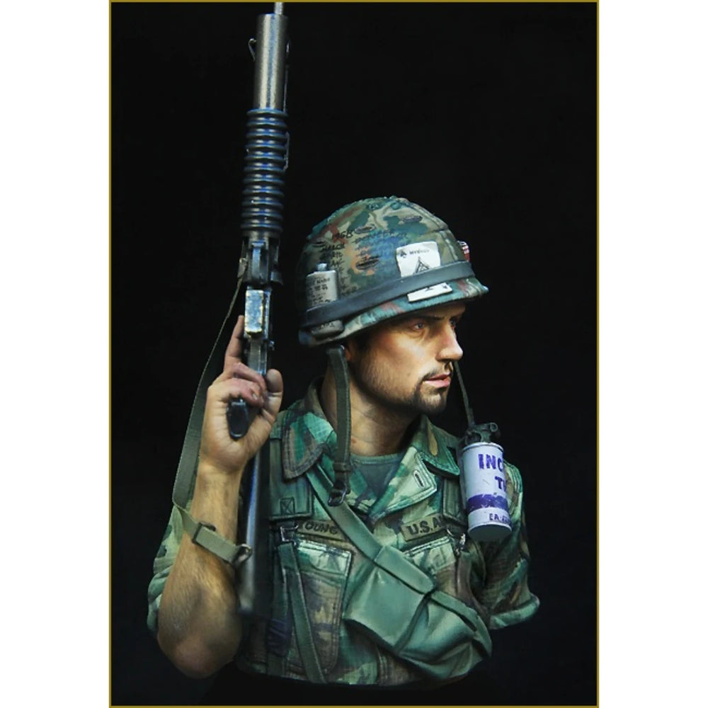1/10 Vietnam War US 1st Cavalry Soldier, Resin Model Figure Kit, Unassembled and Unpainted