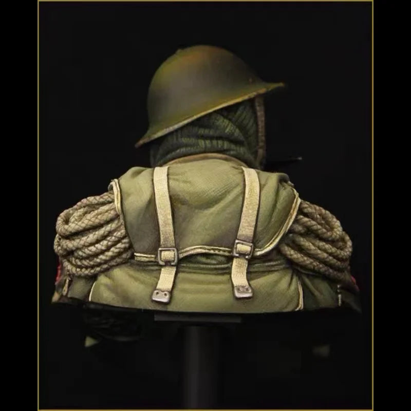 1/10 WWI British Infantry Soldier Smoking, Resin Model Bust Kit, Unassembled and Unpainted