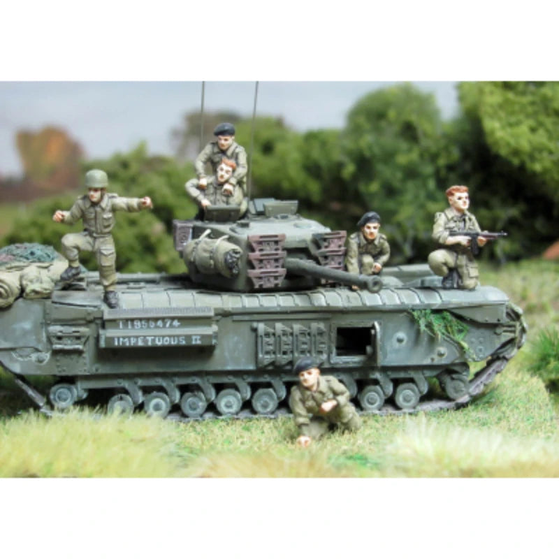 1/72 WWII British Tank Rescue Team, 8 Figures, Resin Model Figure Kit, Unassembled and Unpainted