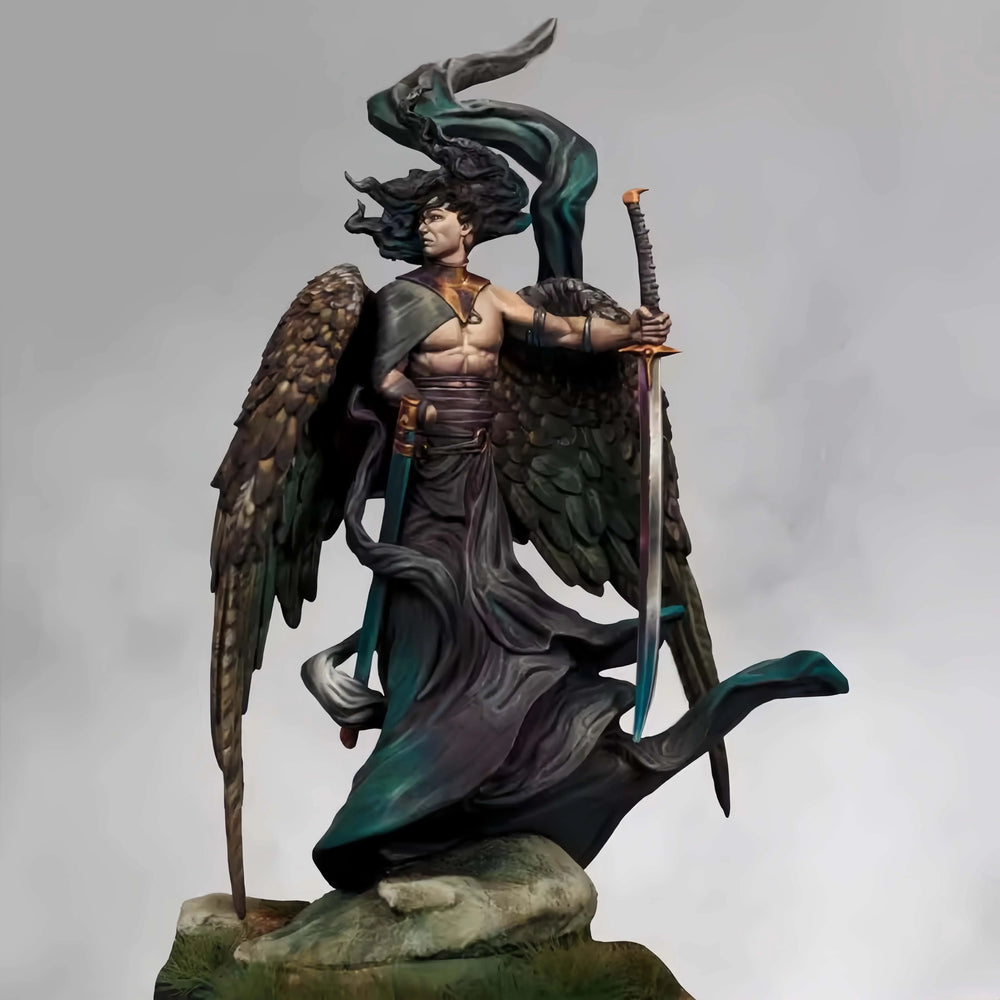 1/24 Winged Warrior Woman, Resin Model Figure Kit, Fantasy Theme, Unassembled and Unpainted