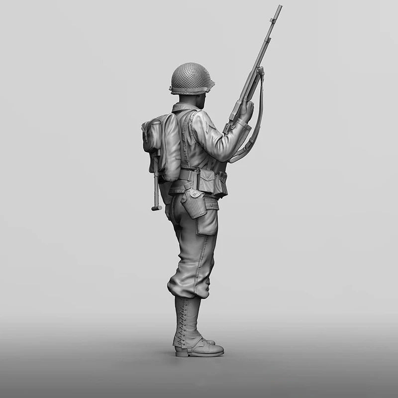 1/16 WWI Soldier Advancing with Fixed Bayonet, Resin Model Figure Kit, Unassembled and Unpainted
