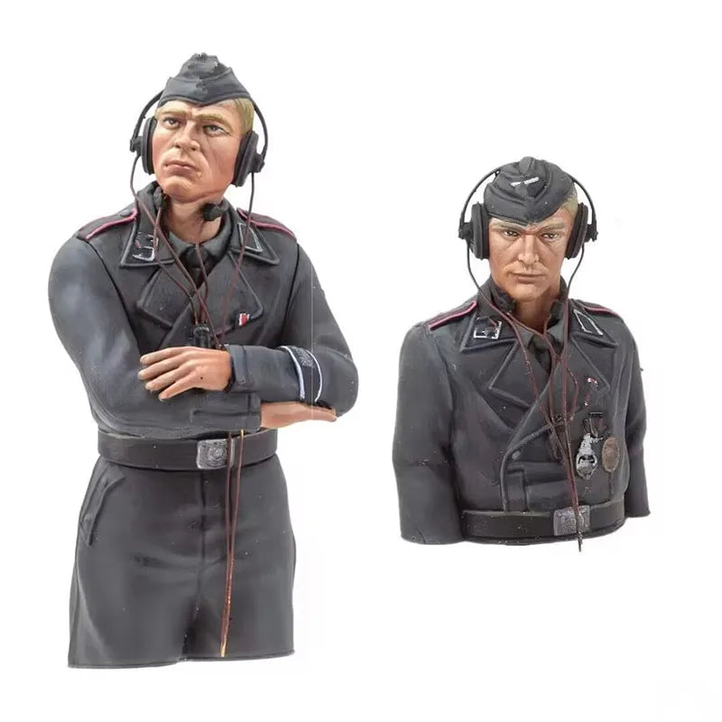 1/16 WWII German Luftwaffe Officer, Resin Model Figure Kit, Unassembled and Unpainted