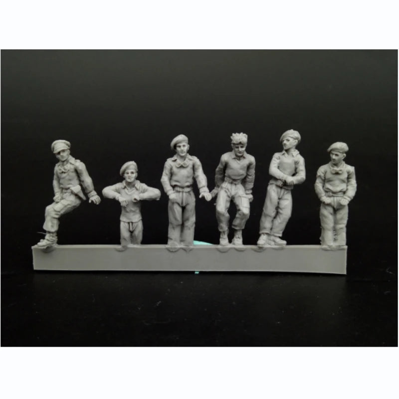 1/72 Modern British Armored Forces, 6 Figures, Resin Model Figure Kit, Unassembled and Unpainted