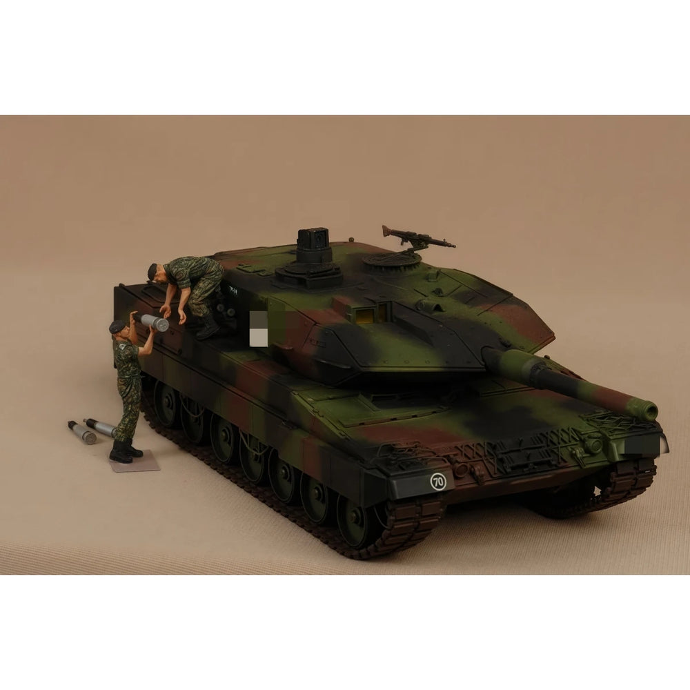 1/35 Modern German Tank Crew, 4 Figures, Resin Model Diorama Kit, Unassembled and Unpainted