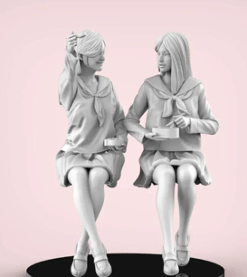 1/35 Modern Civilian Eating Scene, 2 Figures, Resin Model Diorama Kit, Unassembled and Unpainted